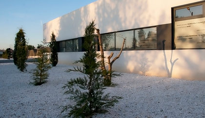 &nbsp;&nbsp;&nbsp;&nbsp;&nbsp;&nbsp;Jardines exteriores